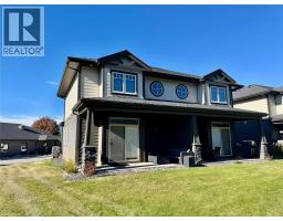 900 BIGHORN Boulevard Unit# 921, radium hot springs, British Columbia