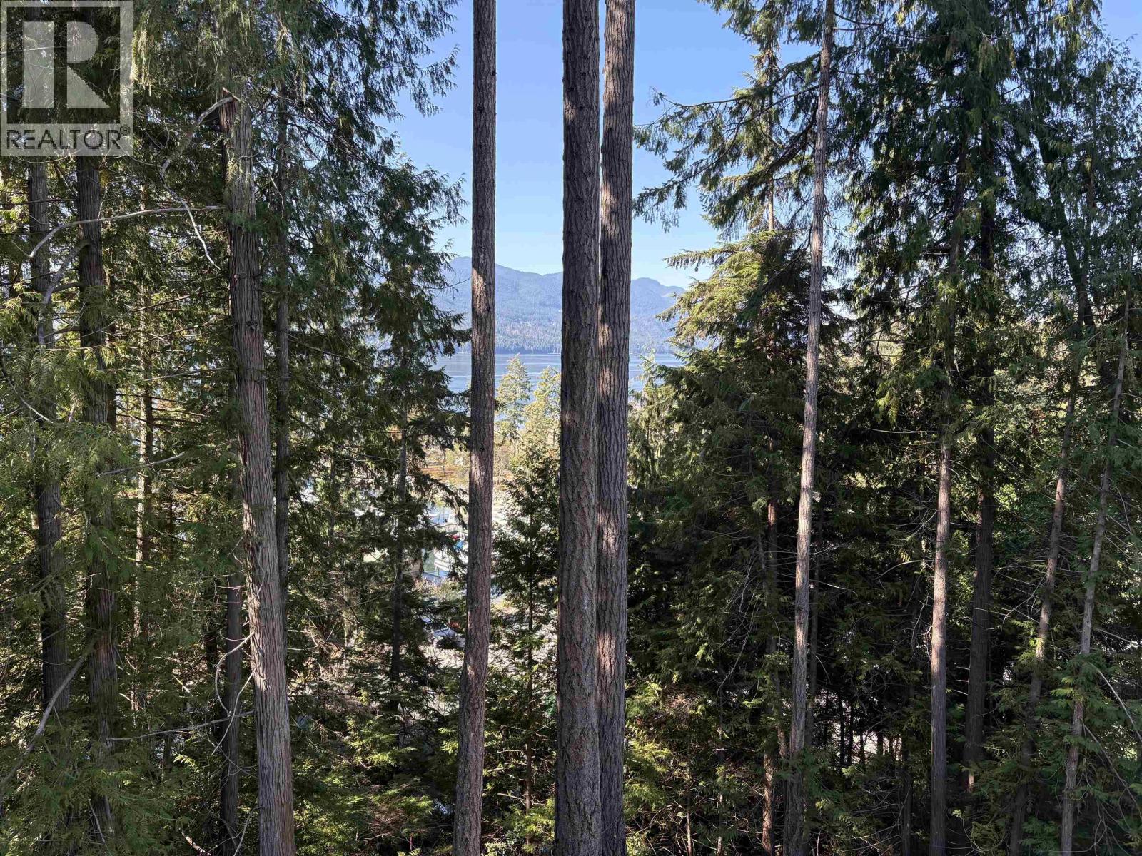 5790 Tillicum Bay Road, Sechelt, British Columbia  V7Z 0C7 - Photo 10 - R3043620