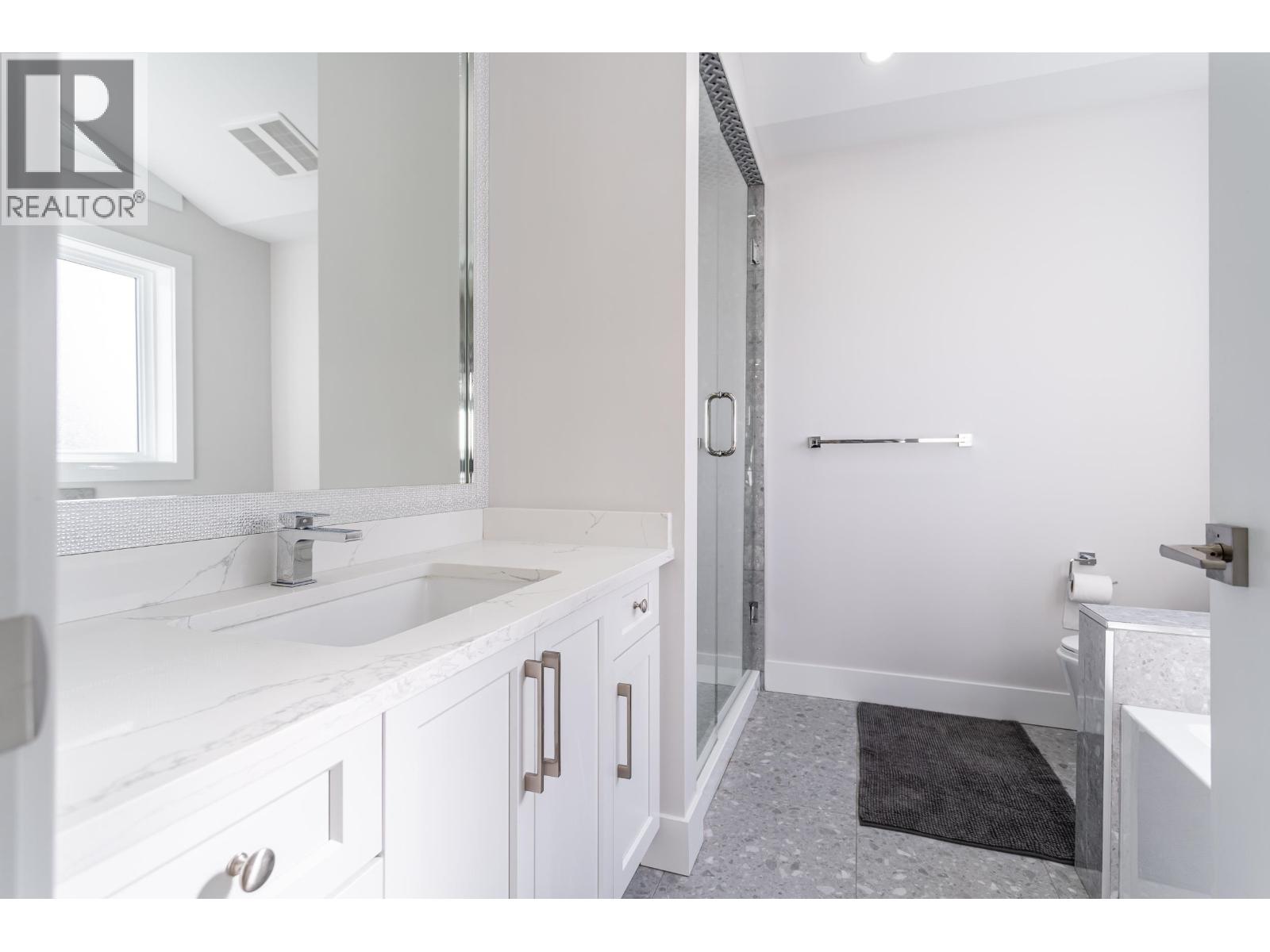 3409 Victoria Drive, Coquitlam, British Columbia  V3B 2V5 - Photo 23 - R3059663
