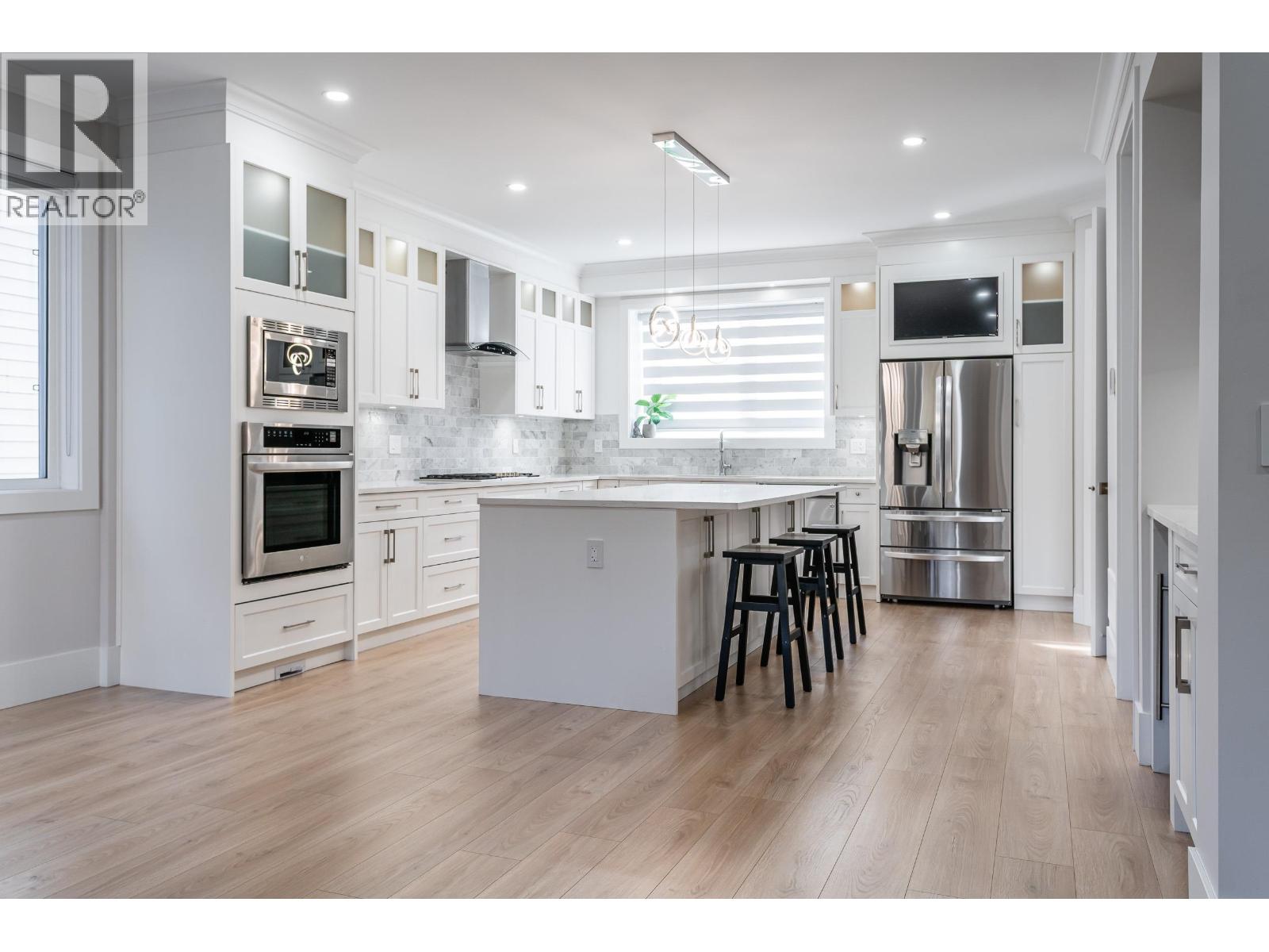 3409 Victoria Drive, Coquitlam, British Columbia  V3B 2V5 - Photo 4 - R3059663