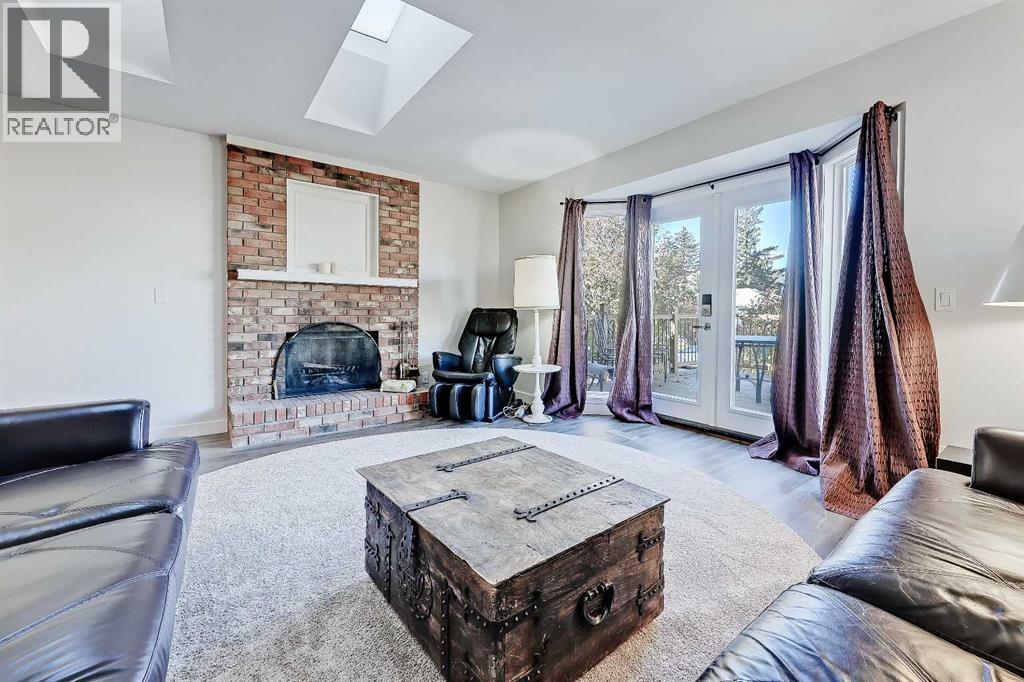 2402 36 Street Sw, Calgary, Alberta  T3E 2Z5 - Photo 6 - A2264990