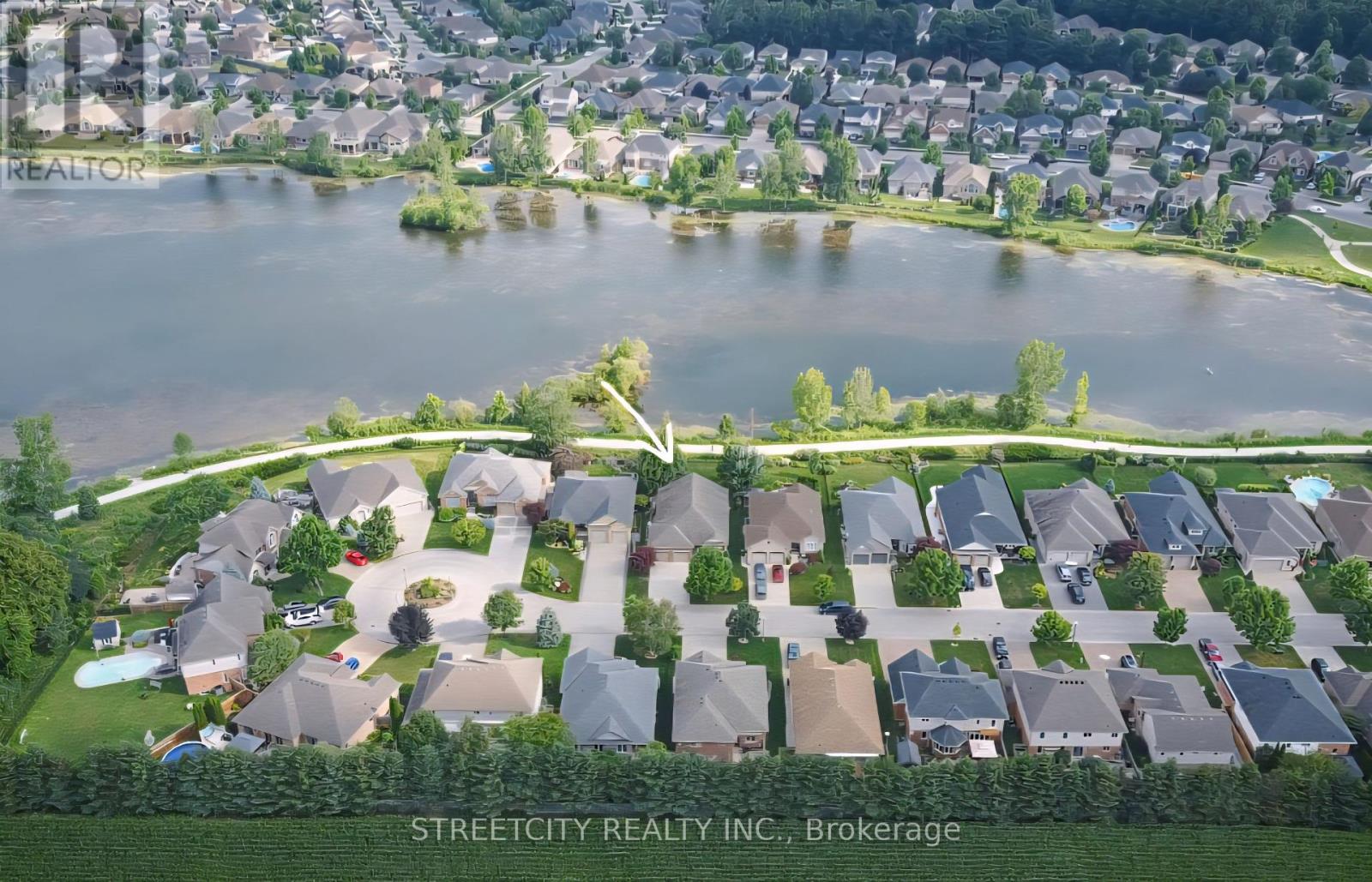 21 BEECHWOOD CIRCLE, St. Thomas, Ontario