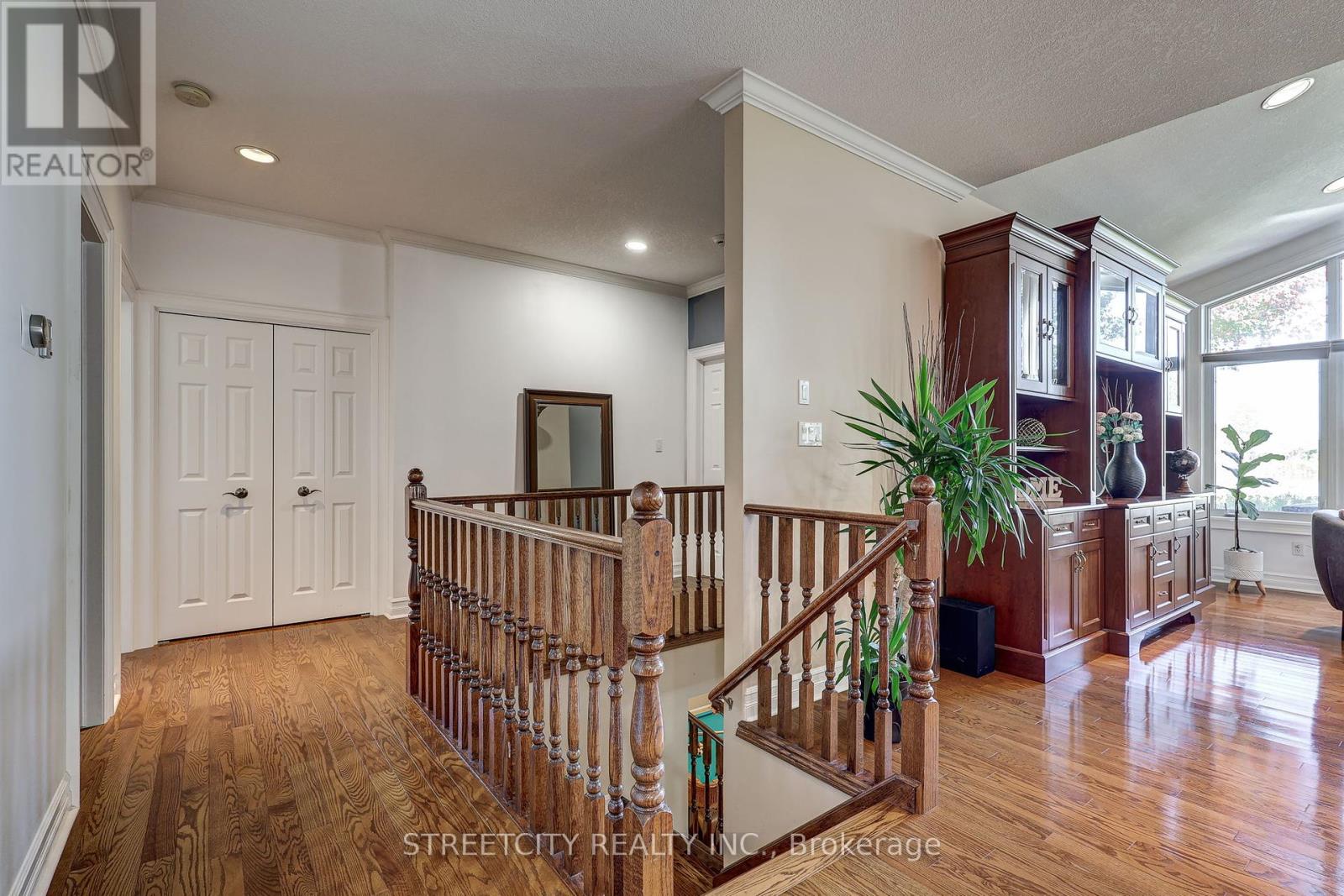 21 Beechwood Circle, St. Thomas, Ontario  N5R 6K4 - Photo 24 - X12462371