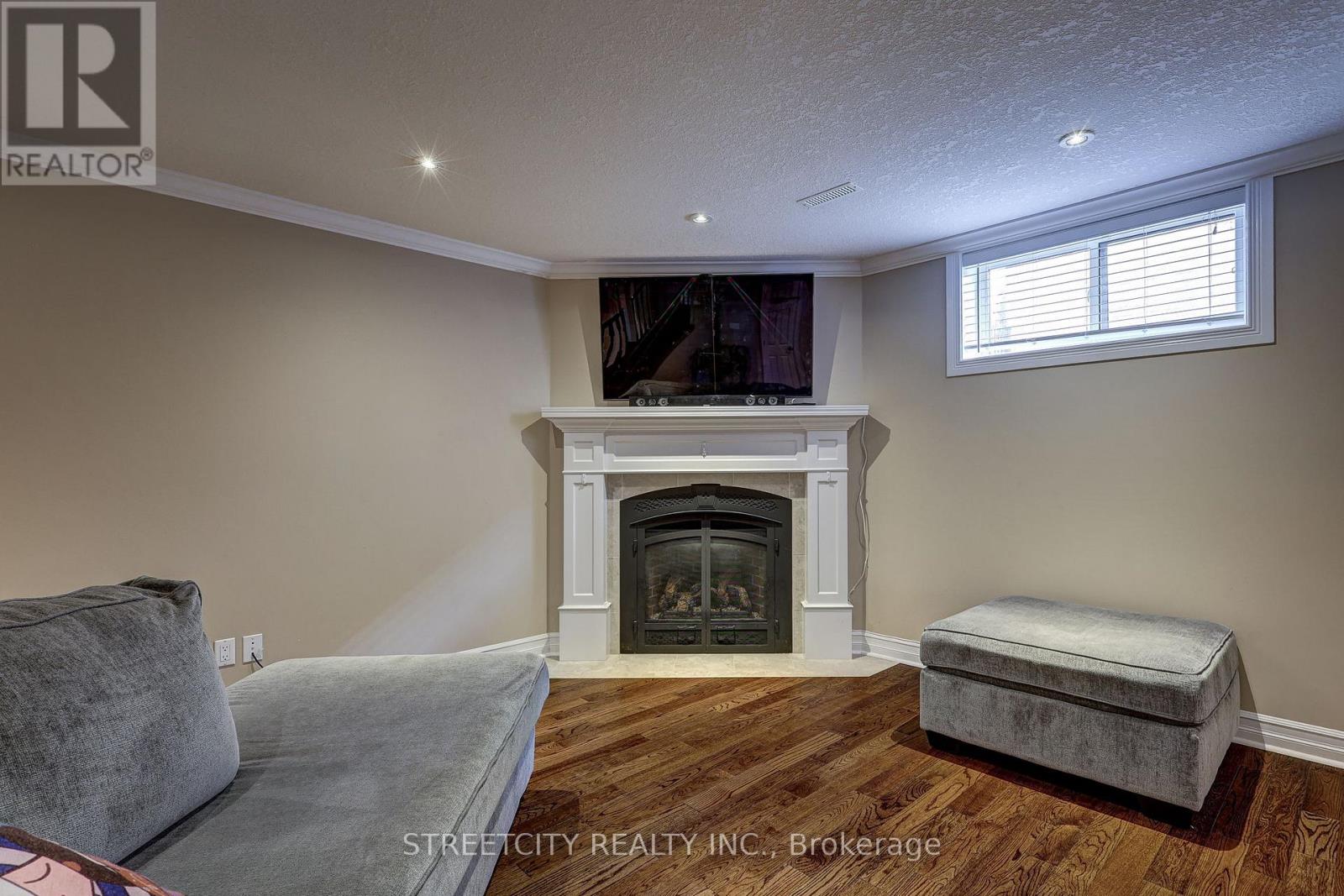 21 Beechwood Circle, St. Thomas, Ontario  N5R 6K4 - Photo 29 - X12462371