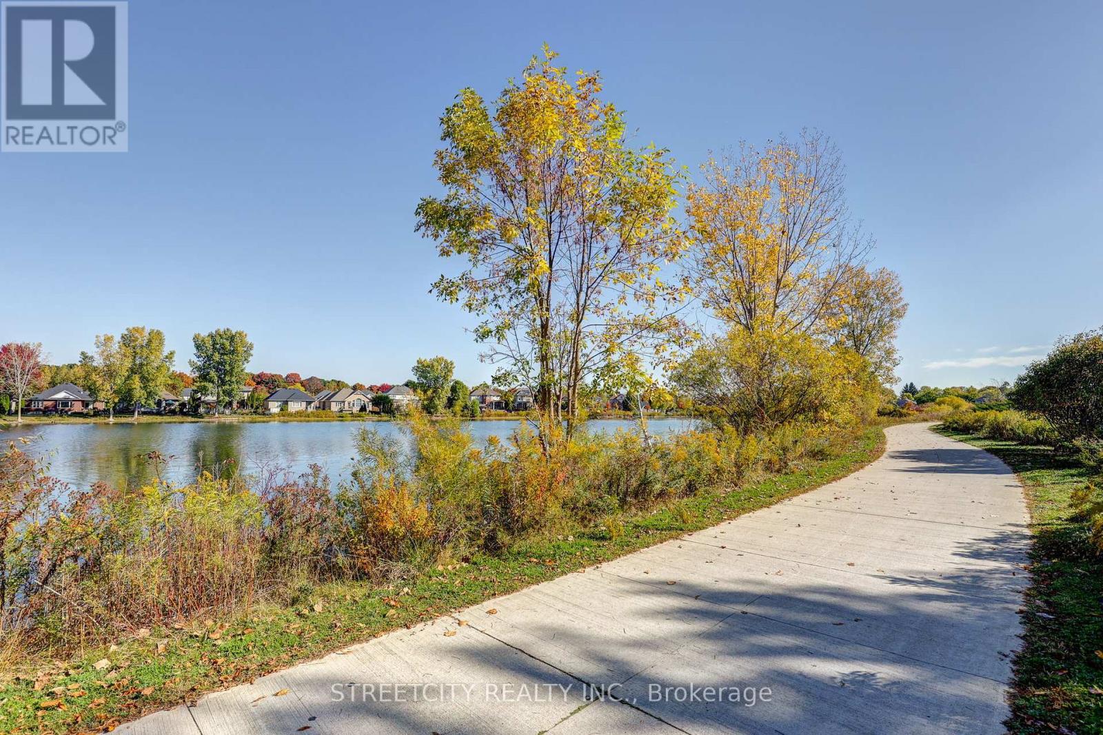21 Beechwood Circle, St. Thomas, Ontario  N5R 6K4 - Photo 48 - X12462371
