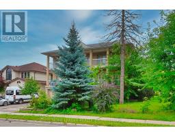 135 SPRUCE AVENUE, Richmond Hill, Ontario