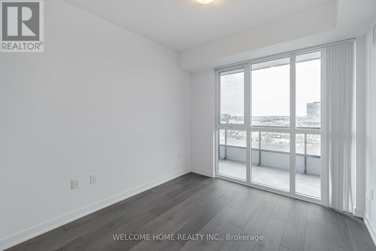 1019 - 38 Honeycrisp Crescent, Vaughan, Ontario  L4K 0M8 - Photo 10 - N12469410
