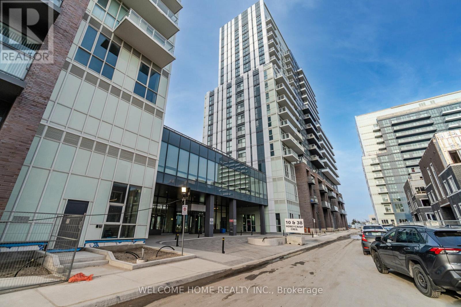 1019 - 38 Honeycrisp Crescent, Vaughan, Ontario  L4K 0M8 - Photo 18 - N12469410