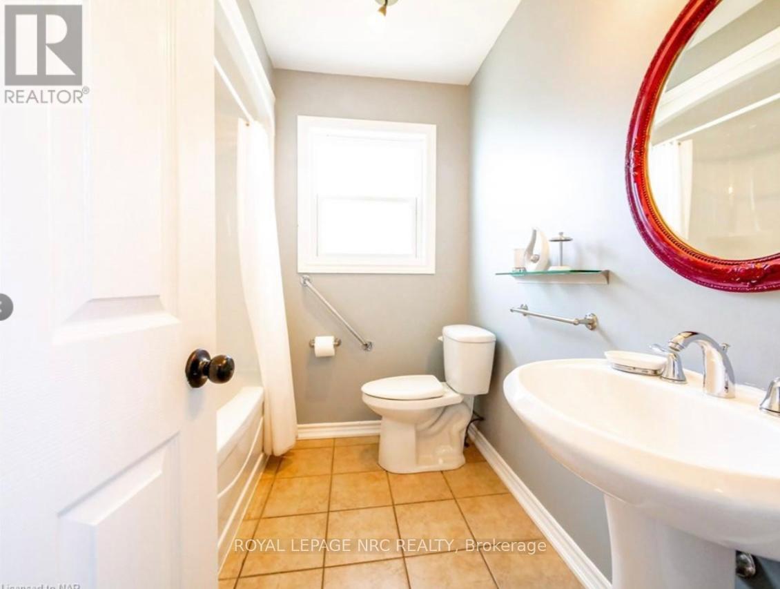 3090 Dorchester Road, Niagara Falls, Ontario  L2J 2Z7 - Photo 15 - X12469444