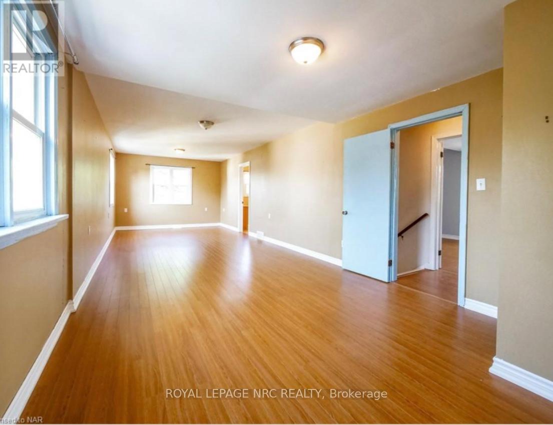 3090 Dorchester Road, Niagara Falls, Ontario  L2J 2Z7 - Photo 17 - X12469444