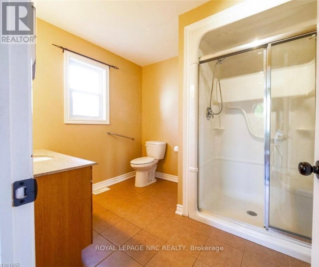 3090 Dorchester Road, Niagara Falls, Ontario  L2J 2Z7 - Photo 19 - X12469444