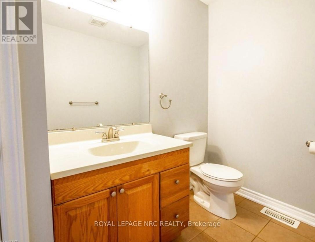 3090 Dorchester Road, Niagara Falls, Ontario  L2J 2Z7 - Photo 23 - X12469444