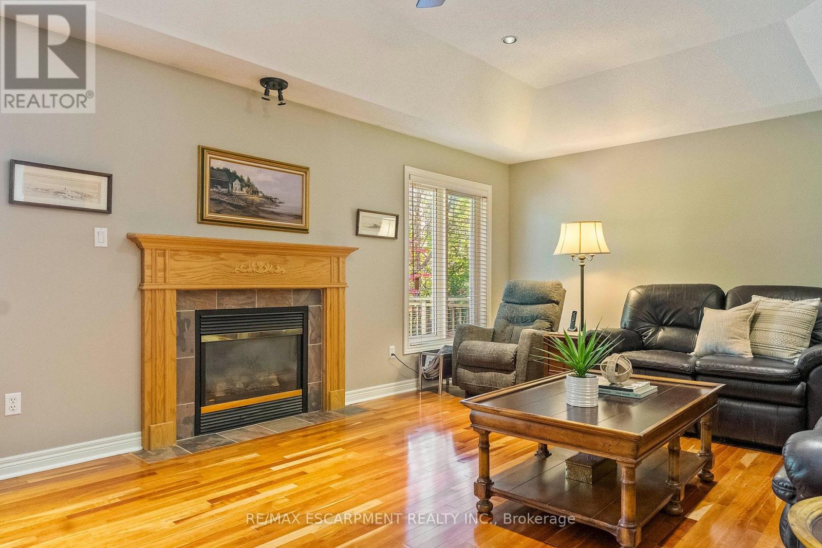 1329 Clarkson Road N, Mississauga, Ontario  L5J 2W6 - Photo 16 - W12469386