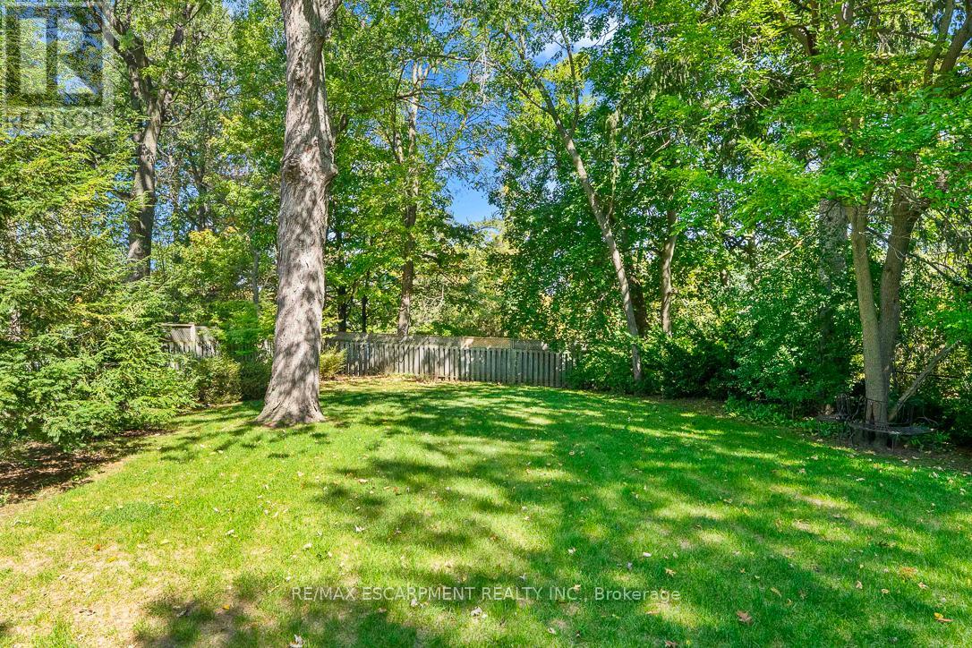 1329 Clarkson Road N, Mississauga, Ontario  L5J 2W6 - Photo 35 - W12469386