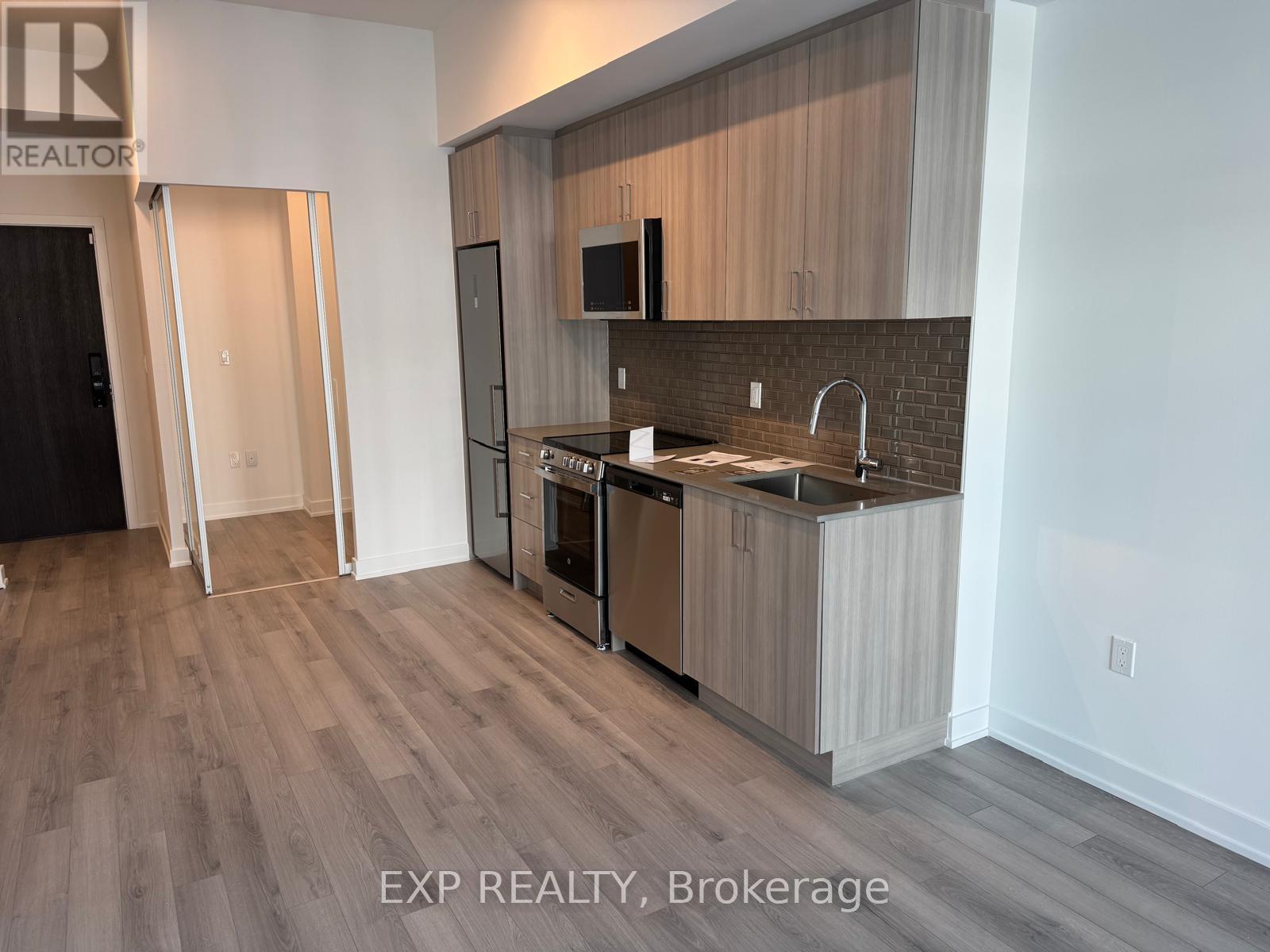 566 - 1005 Dundas St E Street, Oakville, Ontario  L6H 8C7 - Photo 11 - W12469390