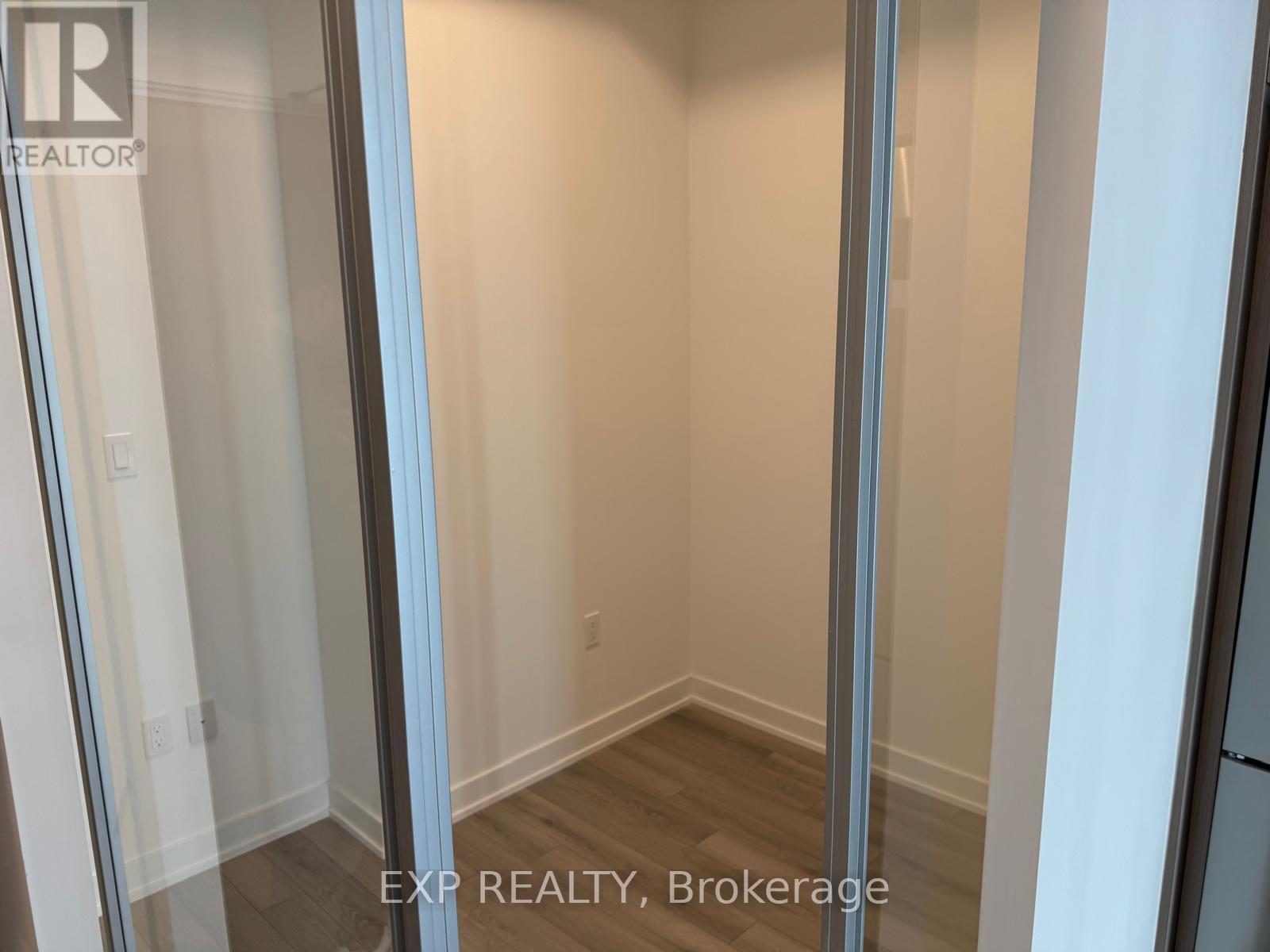 566 - 1005 Dundas St E Street, Oakville, Ontario  L6H 8C7 - Photo 24 - W12469390