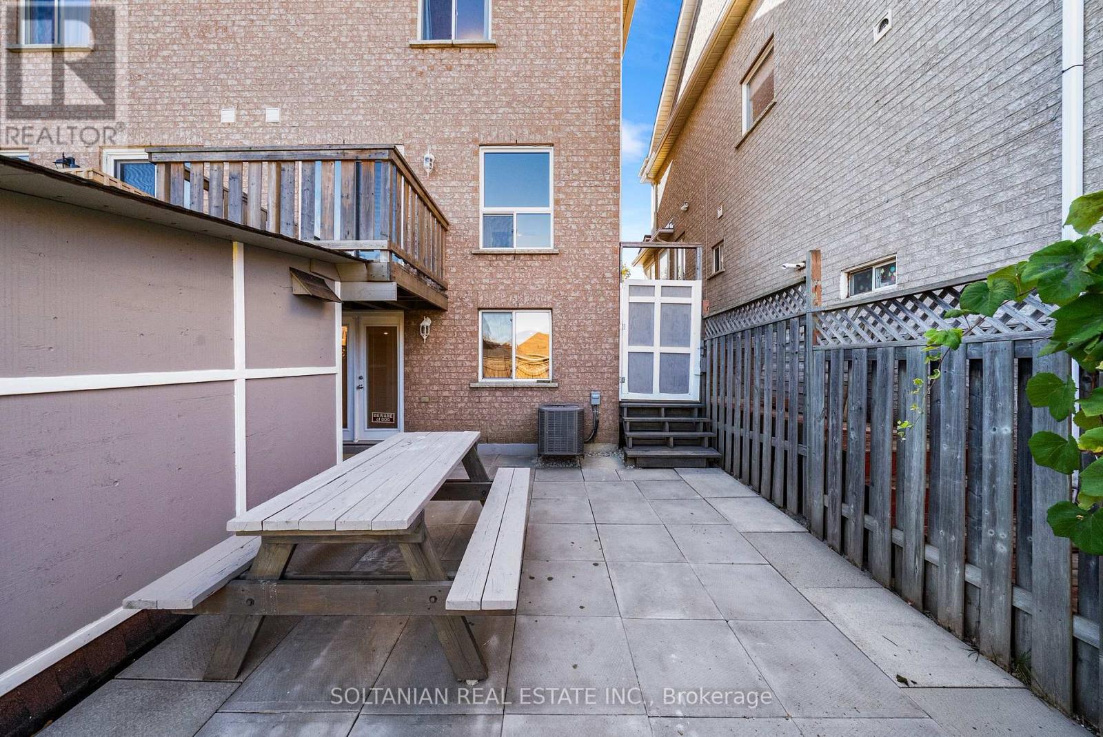 71 Tiller Trail, Brampton, Ontario  L6X 4S6 - Photo 41 - W12469426