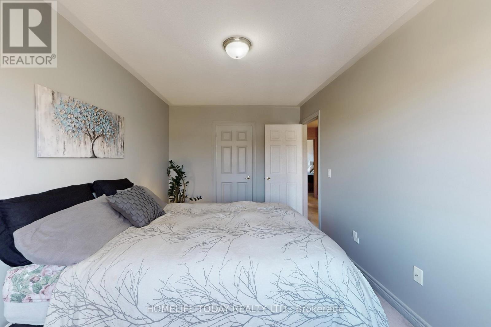 79 Checkerberry Crescent, Brampton, Ontario  L6R 2S9 - Photo 27 - W12469428