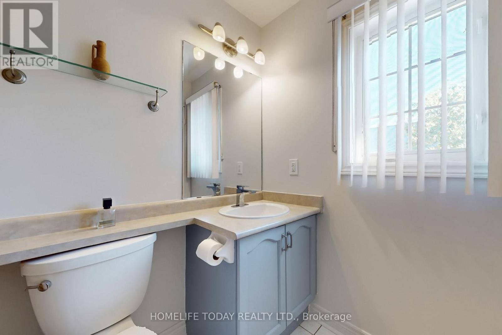 79 Checkerberry Crescent, Brampton, Ontario  L6R 2S9 - Photo 31 - W12469428
