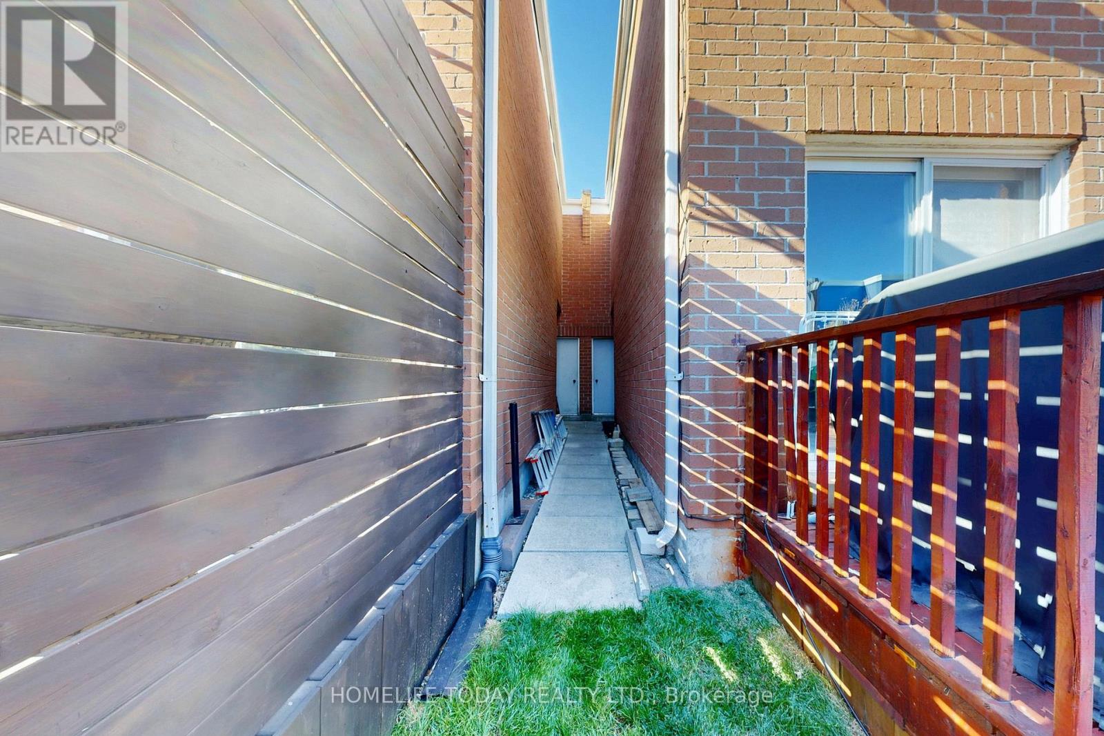 79 Checkerberry Crescent, Brampton, Ontario  L6R 2S9 - Photo 50 - W12469428