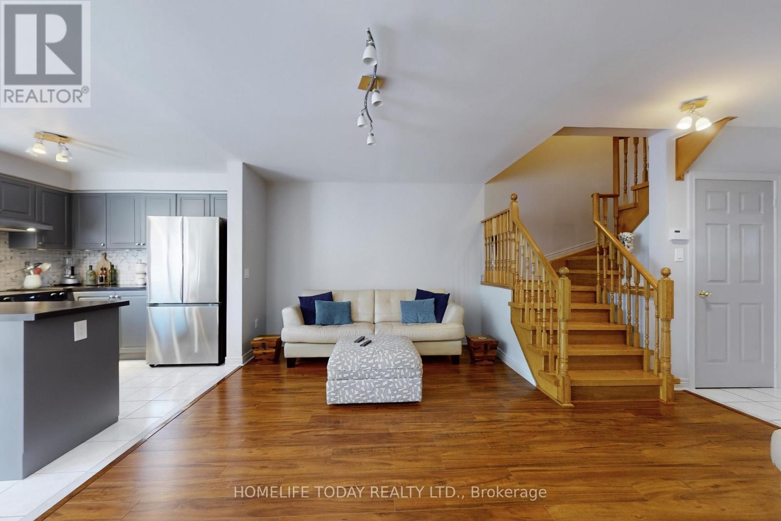 79 Checkerberry Crescent, Brampton, Ontario  L6R 2S9 - Photo 8 - W12469428