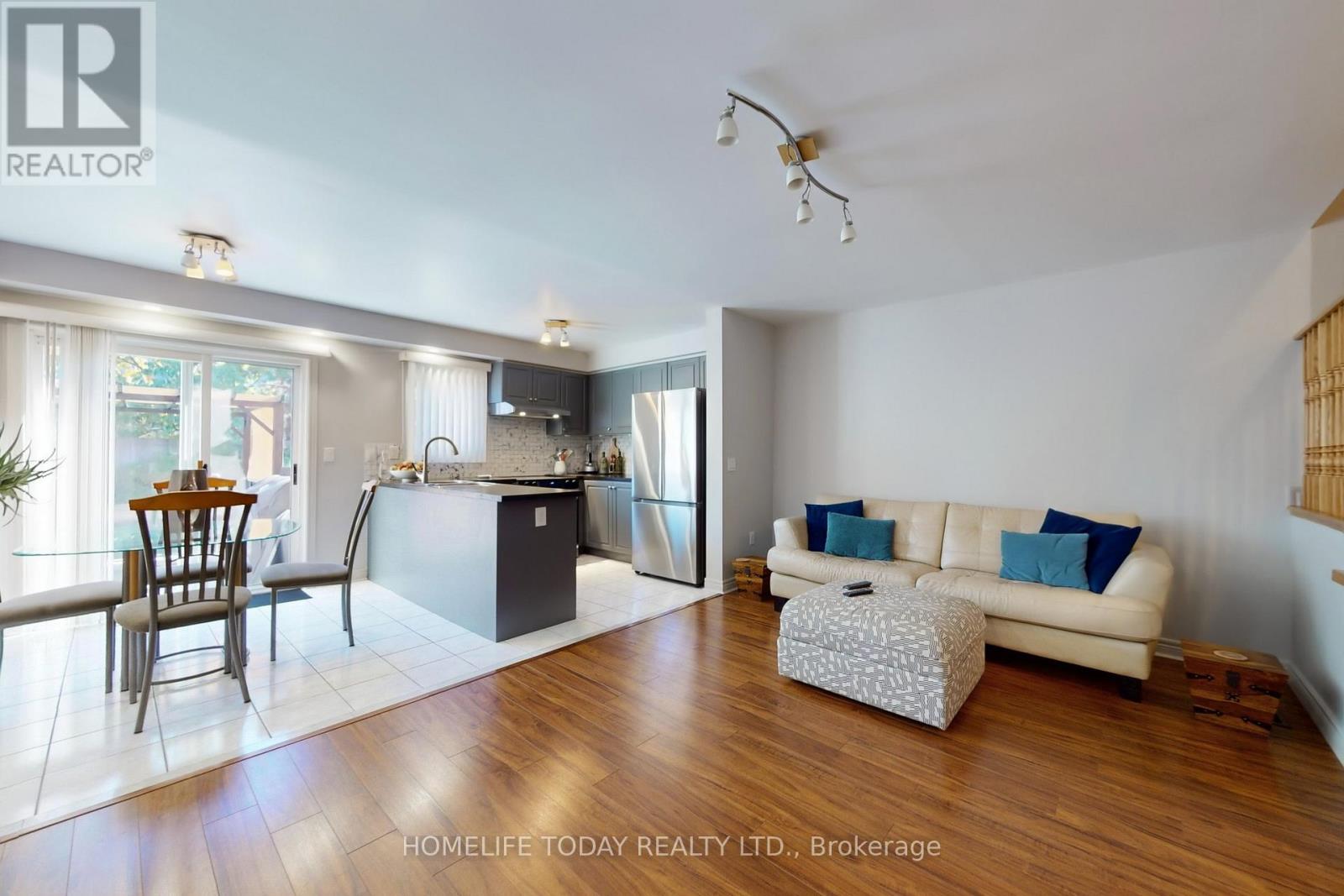 79 Checkerberry Crescent, Brampton, Ontario  L6R 2S9 - Photo 9 - W12469428