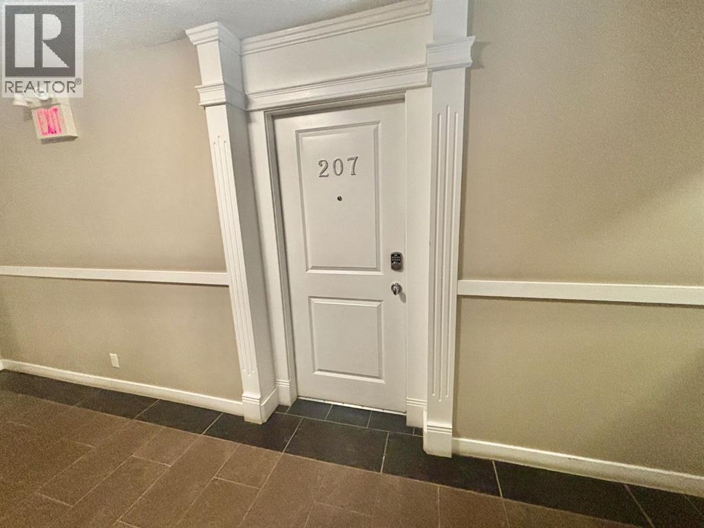 207, 501 57 Avenue Sw, Calgary, Alberta  T2V 0H3 - Photo 3 - A2261694