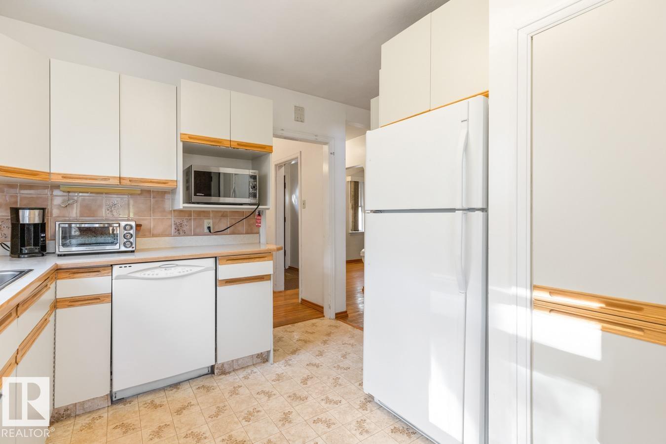 8671 76 St Nw, Edmonton, Alberta  T6C 2K1 - Photo 12 - E4462608