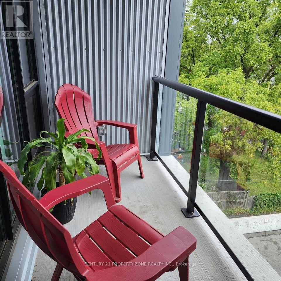 415 - 690 King Street W, Kitchener, Ontario  N2G 1G4 - Photo 15 - X12469409