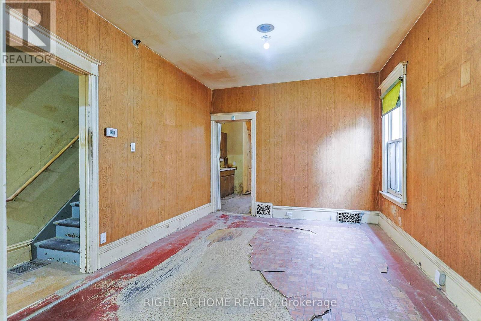 318 John Street N, Hamilton, Ontario  L8L 4P9 - Photo 10 - X12469423