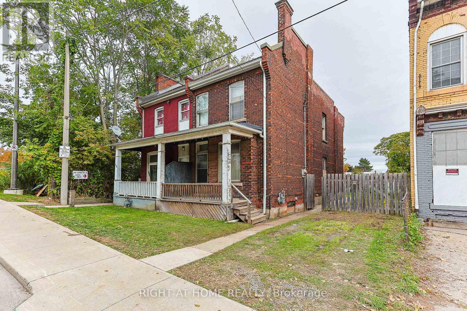 318 John Street N, Hamilton, Ontario  L8L 4P9 - Photo 2 - X12469423