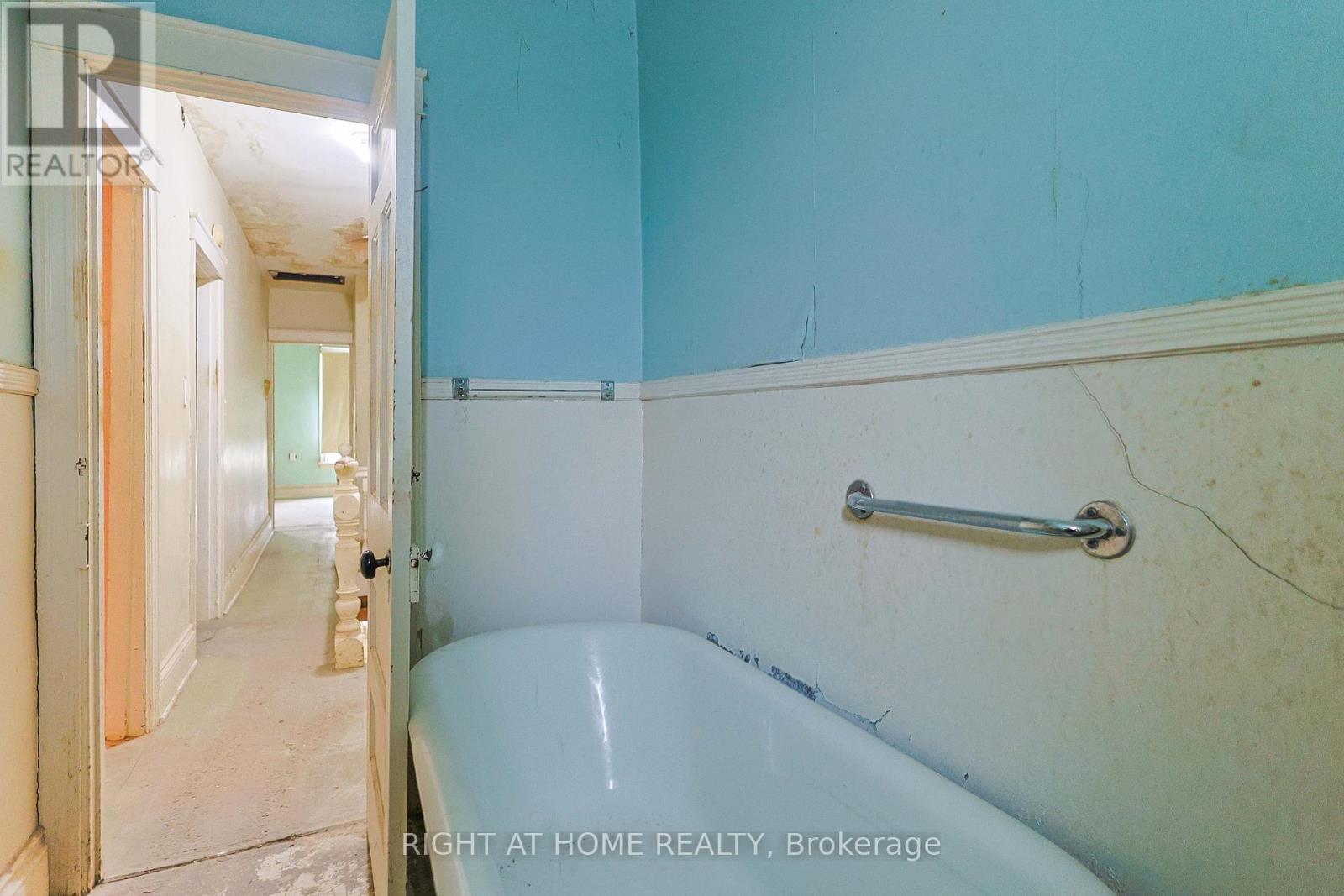 318 John Street N, Hamilton, Ontario  L8L 4P9 - Photo 24 - X12469423