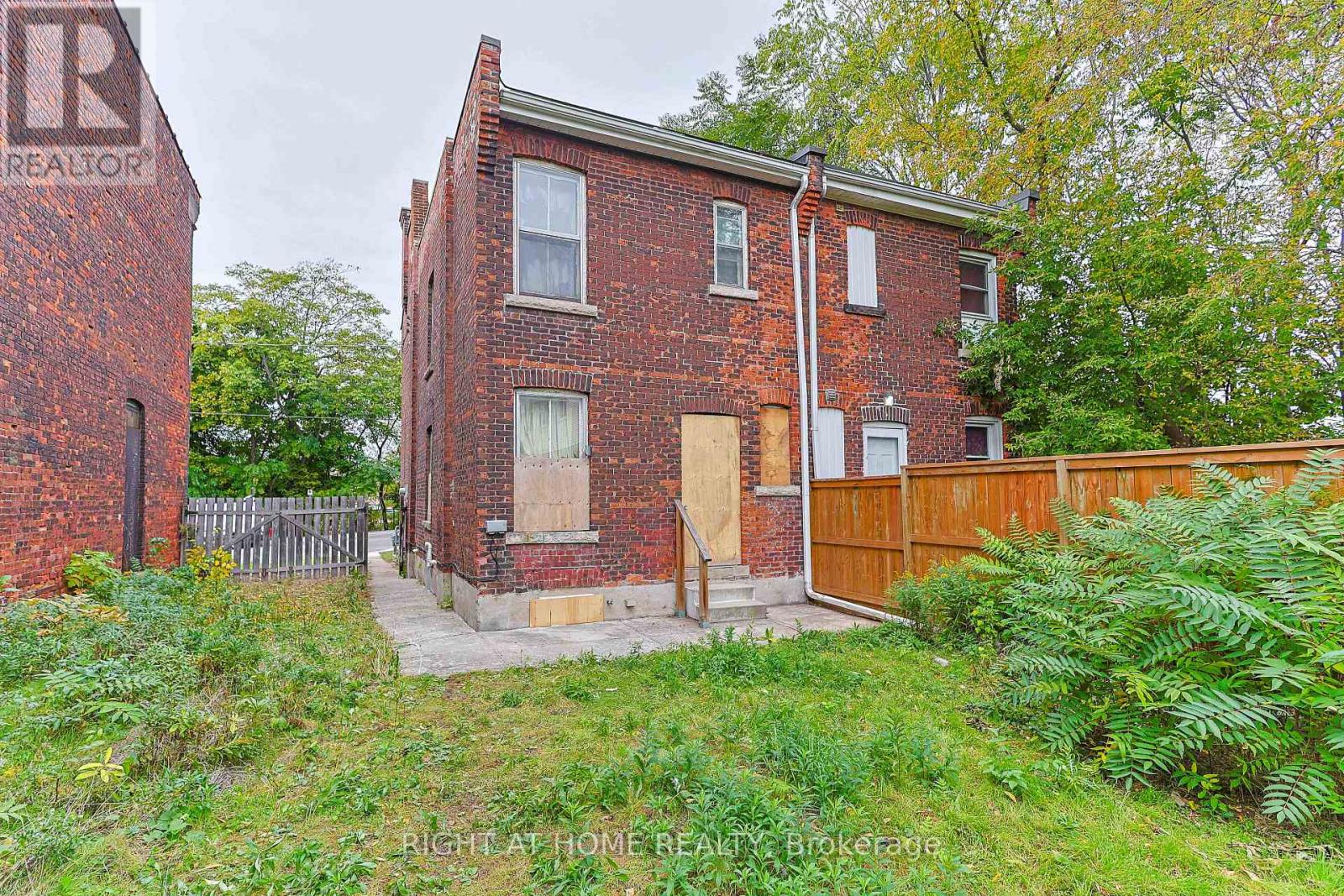 318 John Street N, Hamilton, Ontario  L8L 4P9 - Photo 32 - X12469423