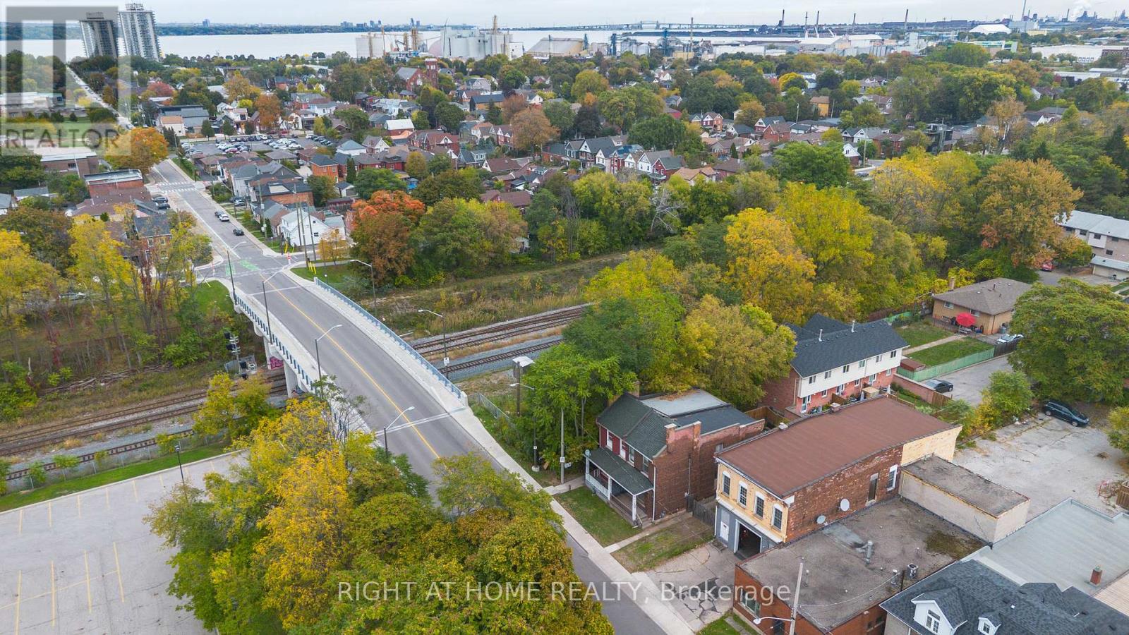 318 John Street N, Hamilton, Ontario  L8L 4P9 - Photo 39 - X12469423