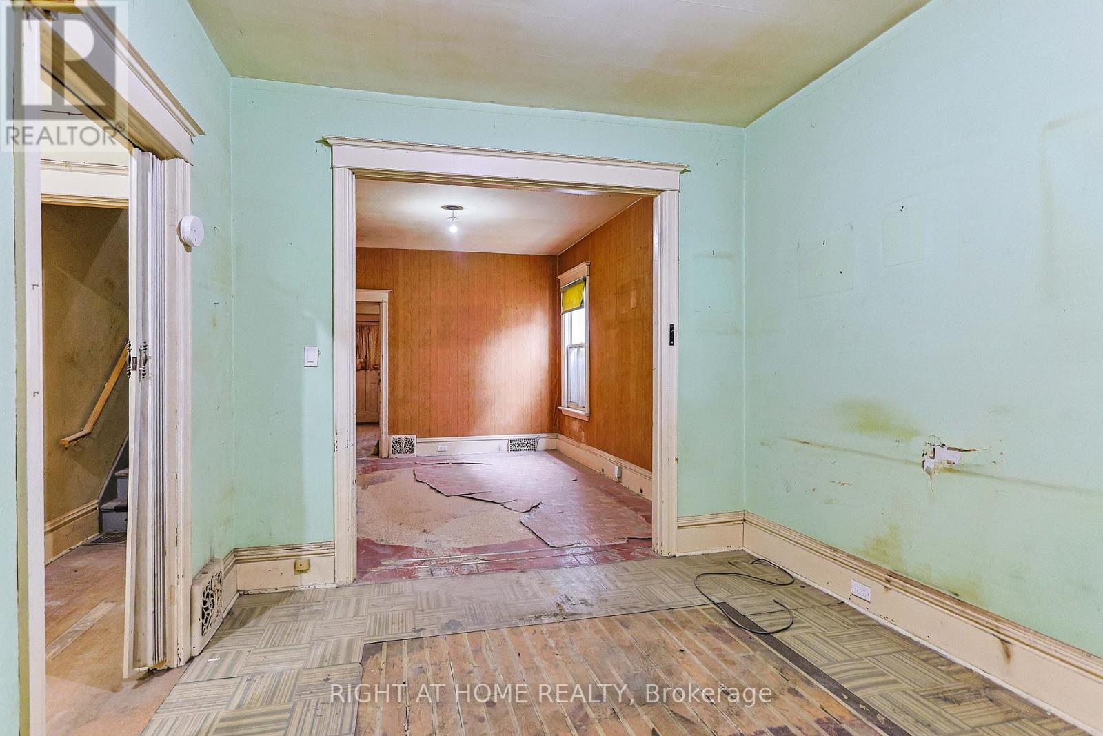 318 John Street N, Hamilton, Ontario  L8L 4P9 - Photo 8 - X12469423