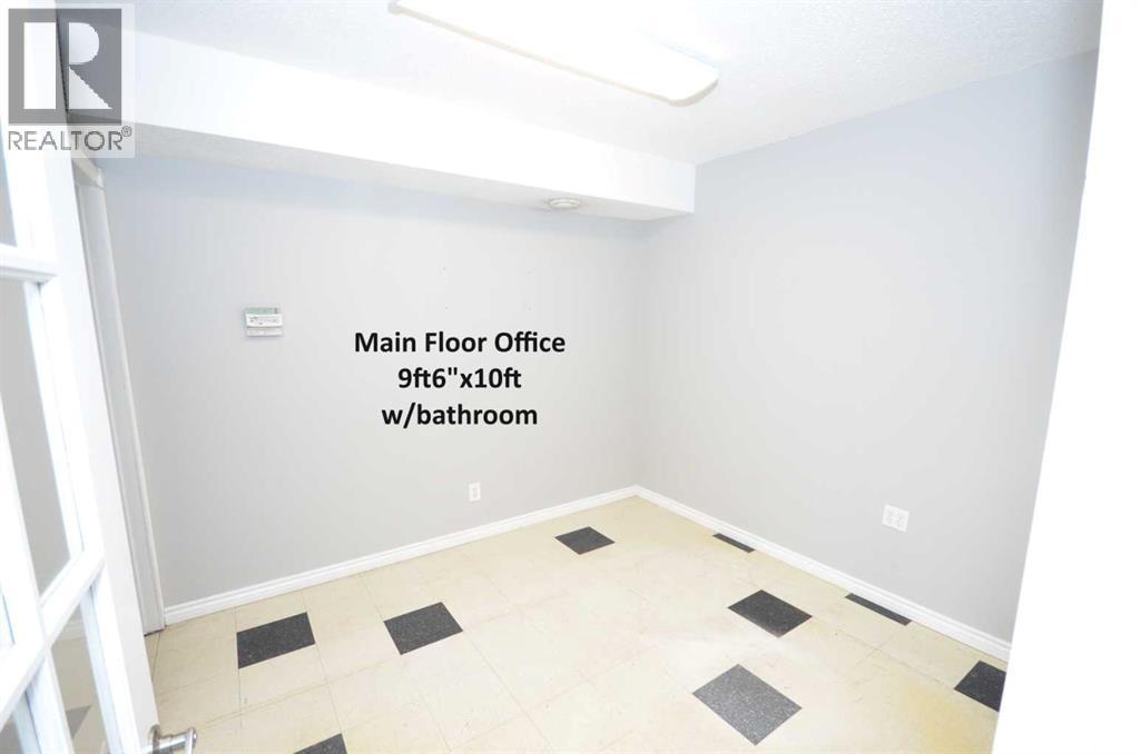 106, 4 Cuendet Industrial Way, Sylvan Lake, Alberta  T4S 2J7 - Photo 4 - A2265053