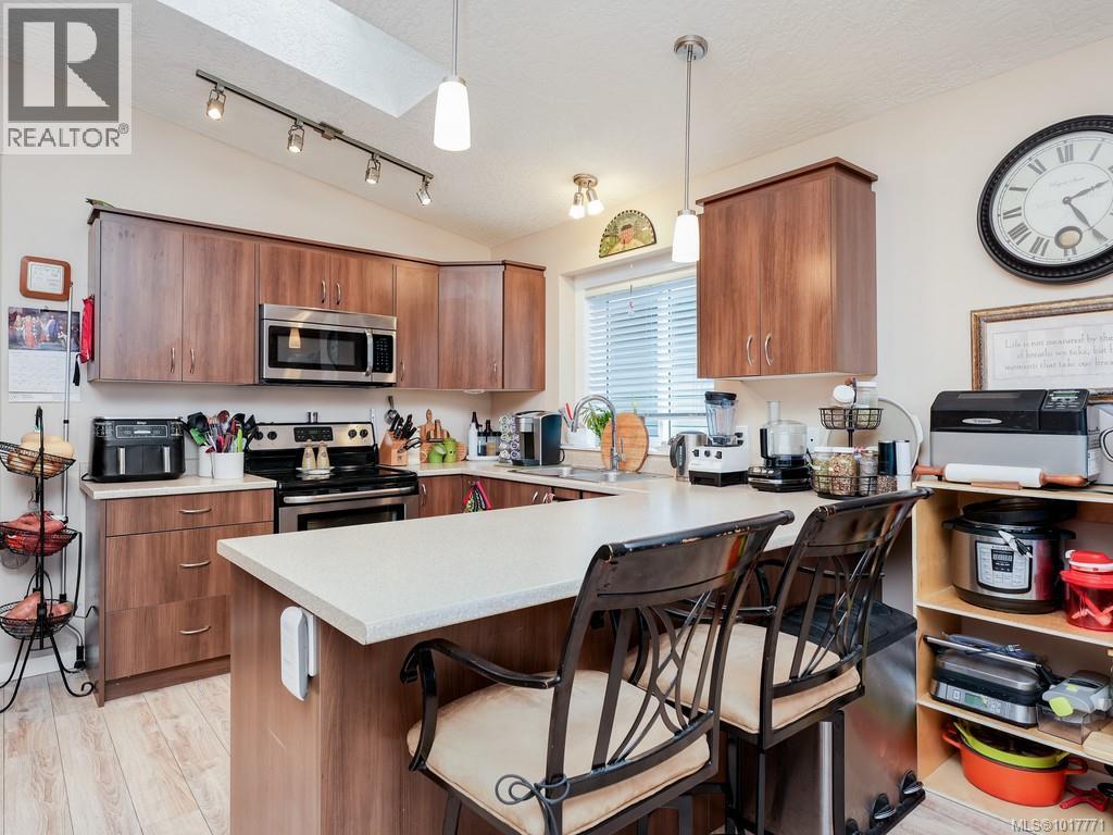 28 2740 Stautw Rd, Central Saanich, British Columbia V8M 0A8 - Photo 5 - 1017771