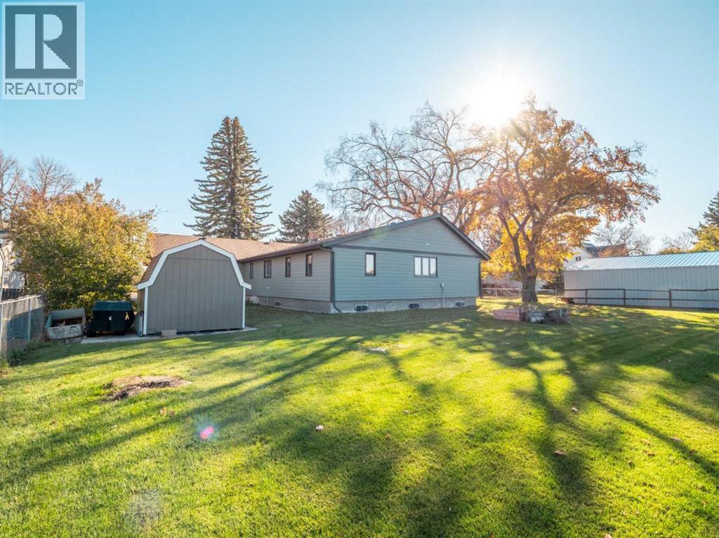 1100 Heritage Road, Barnwell, Alberta  T0K 0B0 - Photo 2 - A2265333