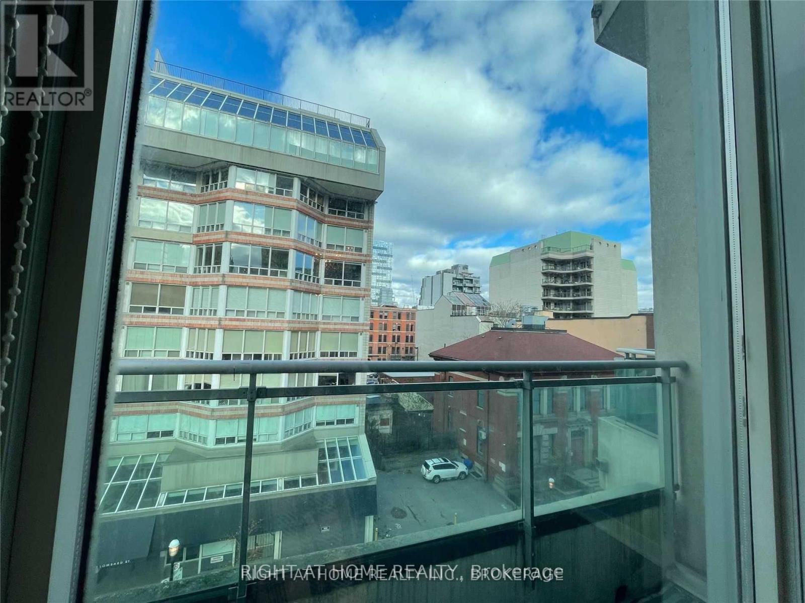 501 - 77 Lombard Street, Toronto, Ontario  M5C 3E1 - Photo 6 - C12469450