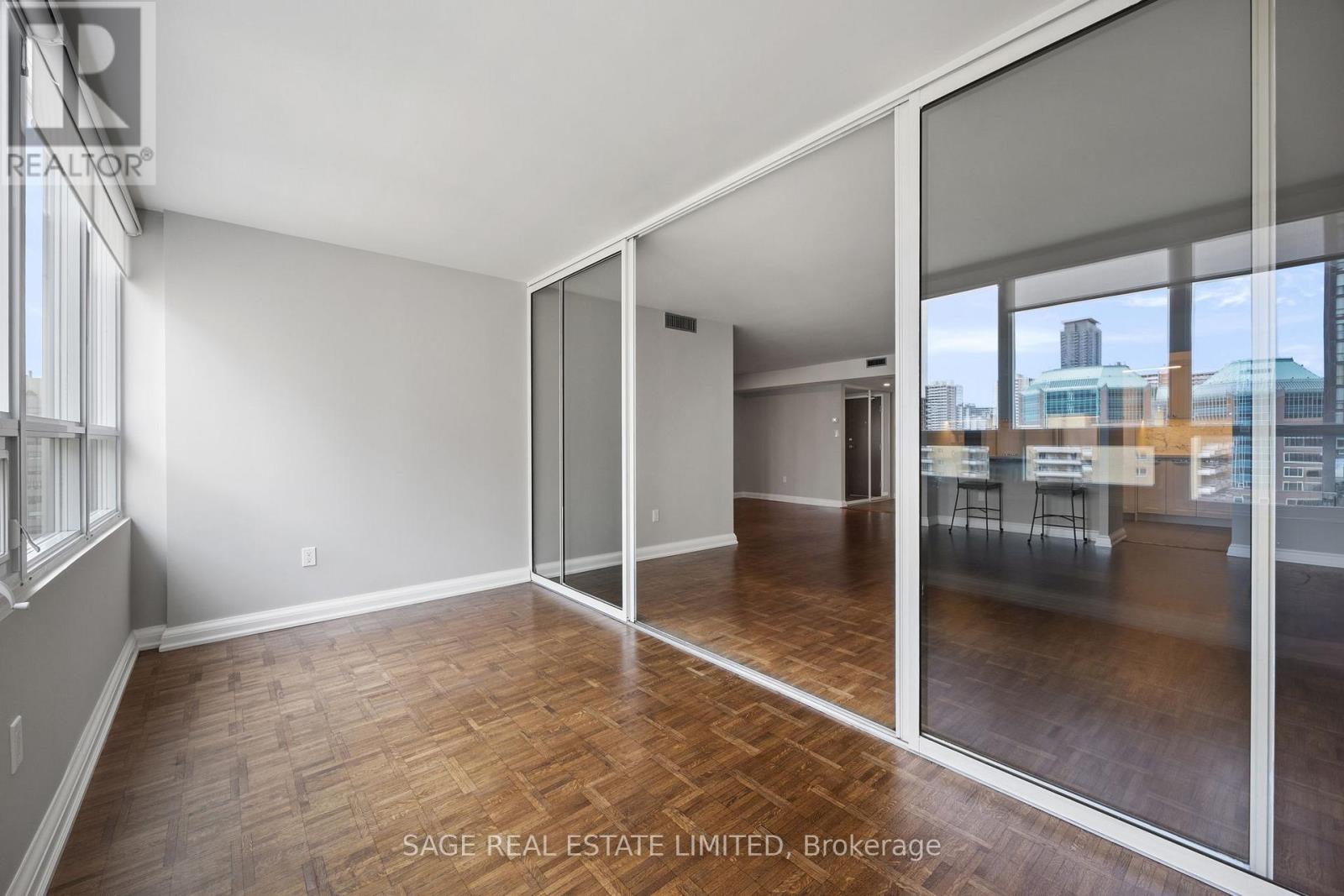 1202 - 71 Charles Street E, Toronto, Ontario  M4Y 2T3 - Photo 32 - C12469452