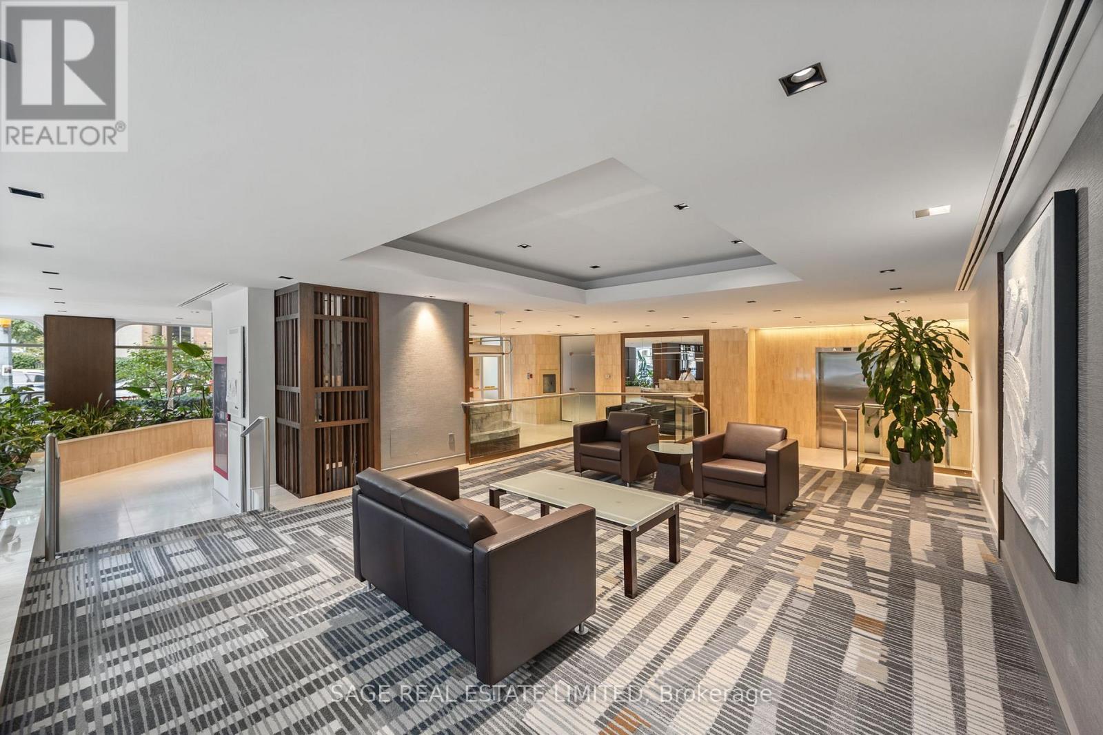 1202 - 71 Charles Street E, Toronto, Ontario  M4Y 2T3 - Photo 4 - C12469452