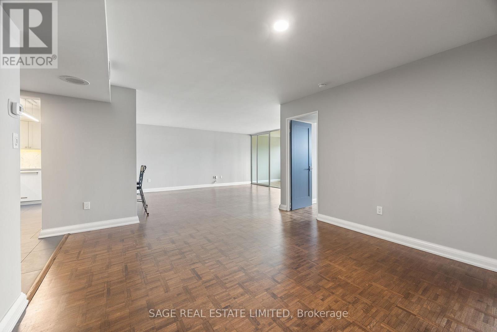 1202 - 71 Charles Street E, Toronto, Ontario  M4Y 2T3 - Photo 8 - C12469452