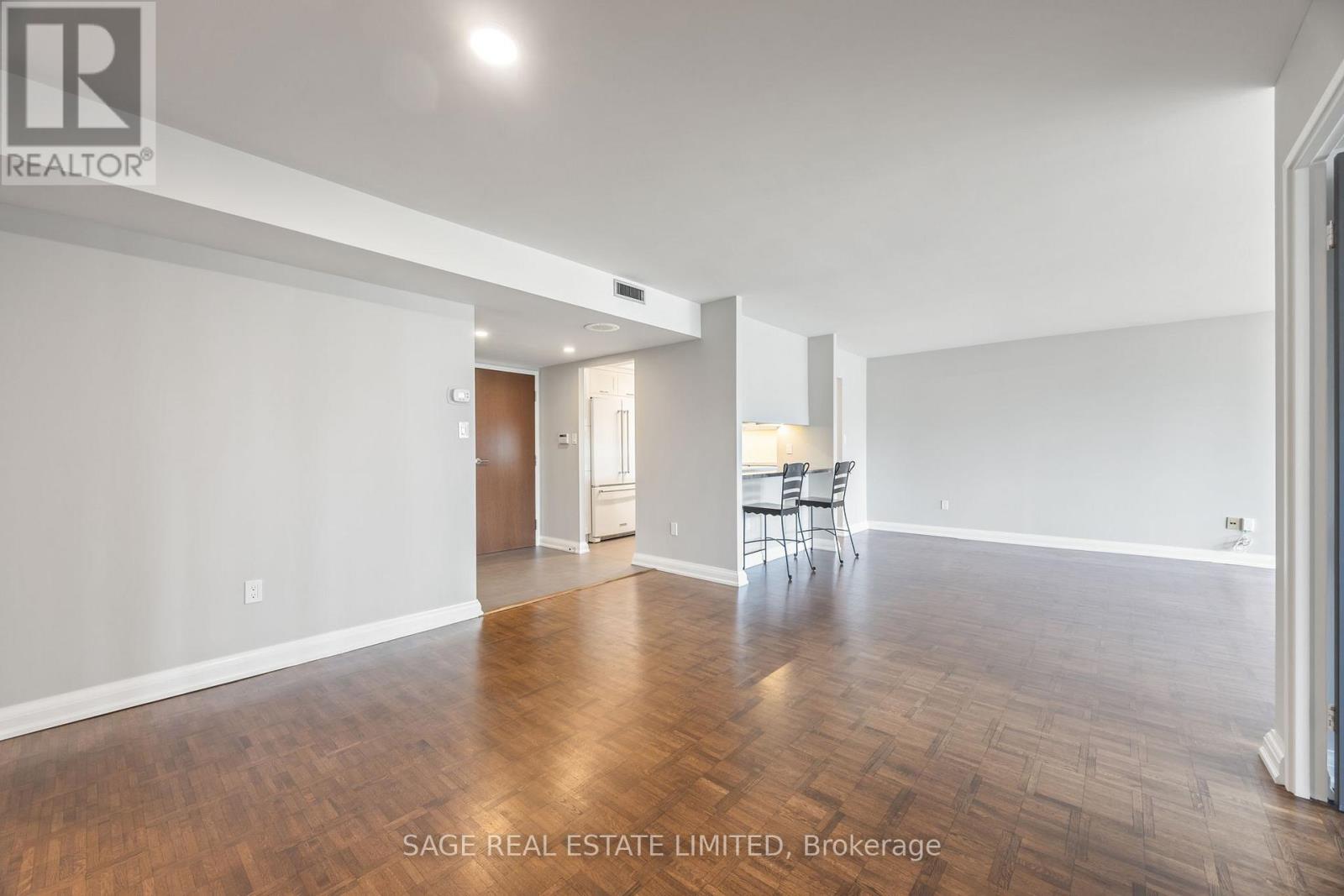 1202 - 71 Charles Street E, Toronto, Ontario  M4Y 2T3 - Photo 9 - C12469452