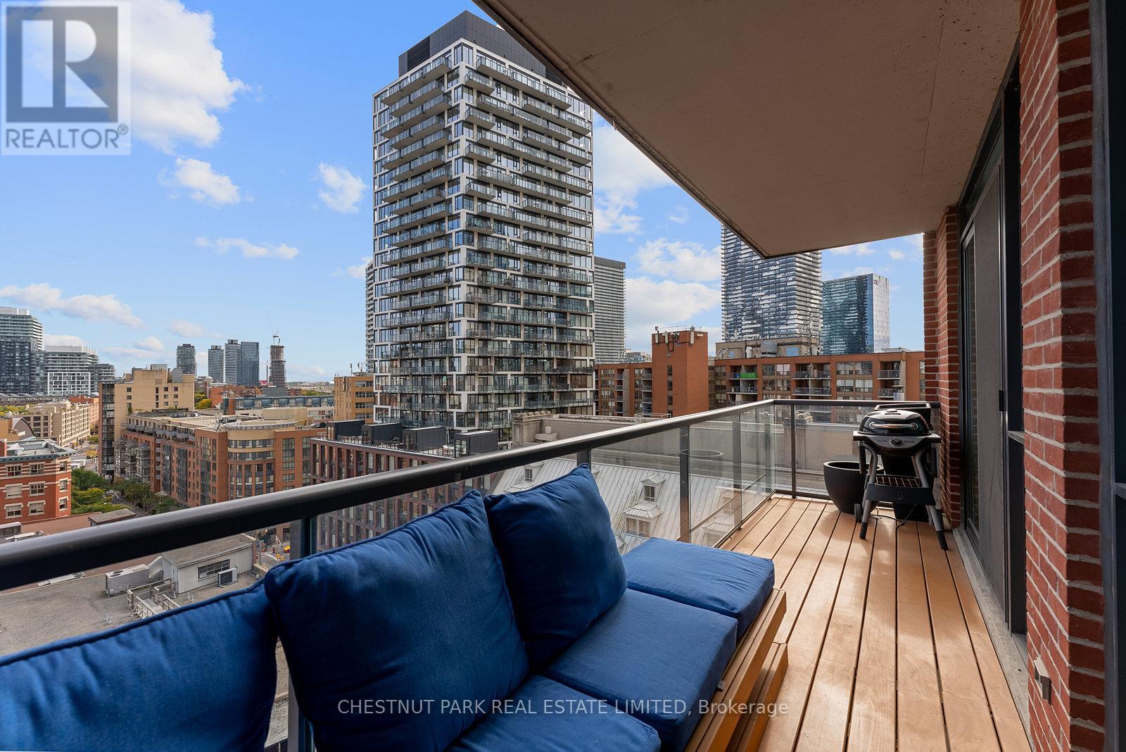 1210 - 38 The Esplanade Street, Toronto, Ontario  M5E 1A5 - Photo 11 - C12469520