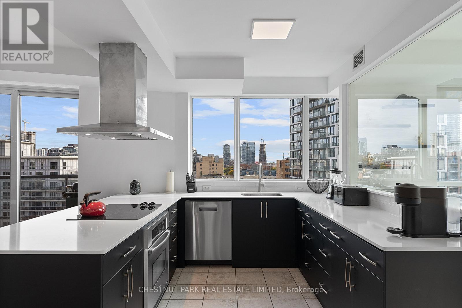 1210 - 38 The Esplanade Street, Toronto, Ontario  M5E 1A5 - Photo 15 - C12469520