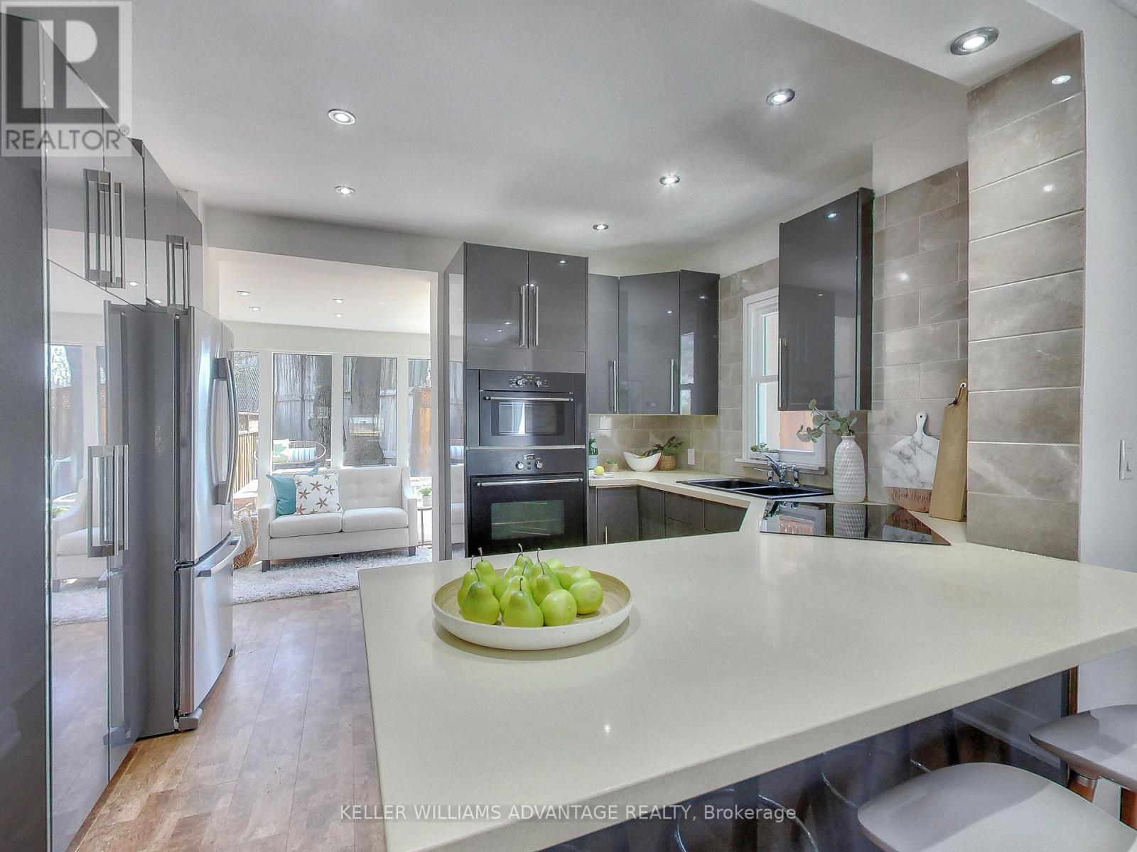 59 Corley Avenue, Toronto, Ontario  M4E 1T8 - Photo 18 - E12469488
