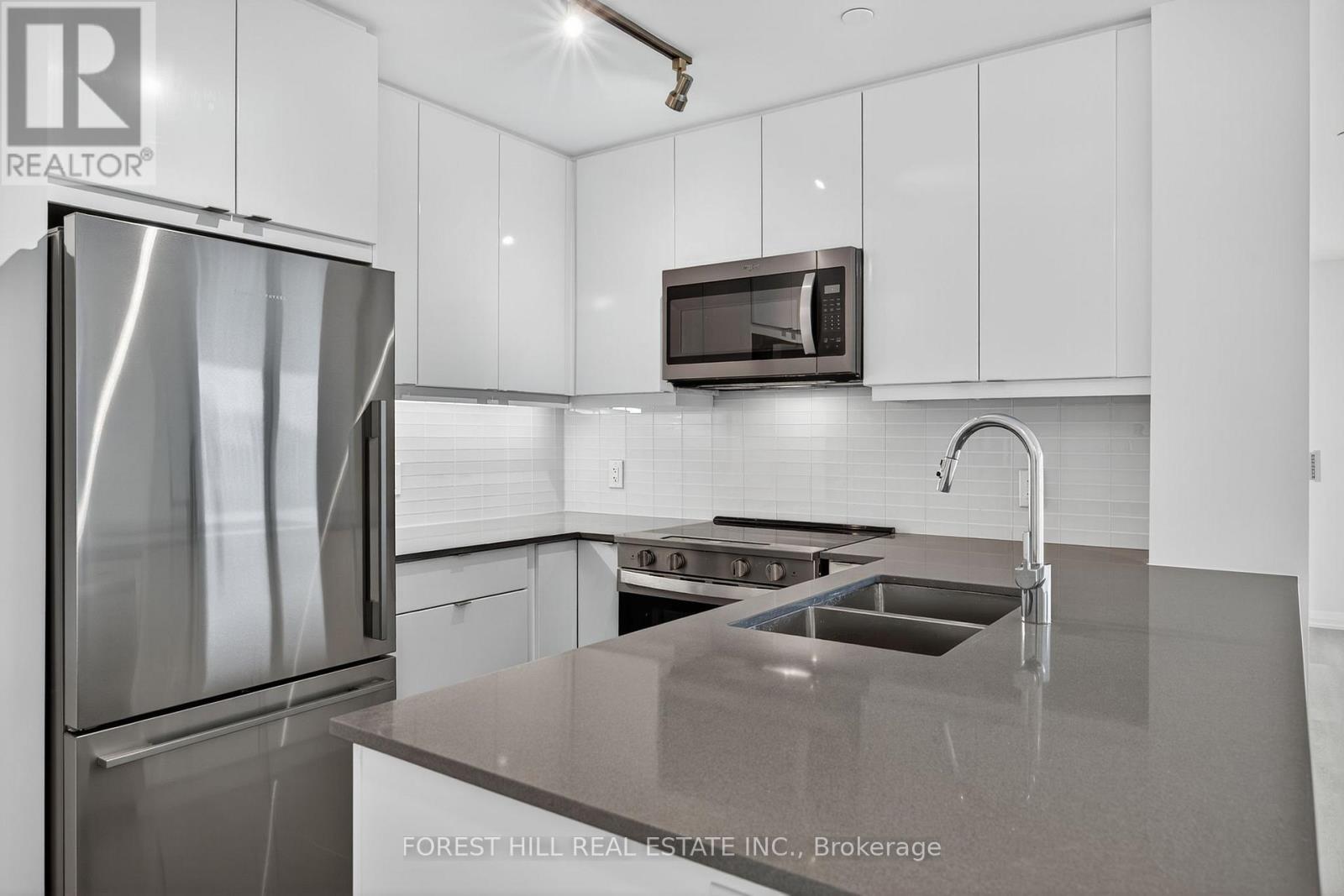 3260 Sheppard Avenue E, Toronto, Ontario  M1T 3K3 - Photo 13 - E12469522