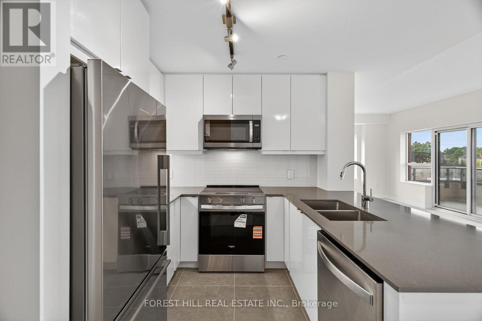 3260 Sheppard Avenue E, Toronto, Ontario  M1T 3K3 - Photo 14 - E12469522