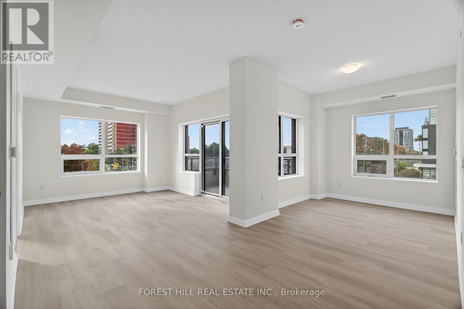 3260 Sheppard Avenue E, Toronto, Ontario  M1T 3K3 - Photo 3 - E12469522