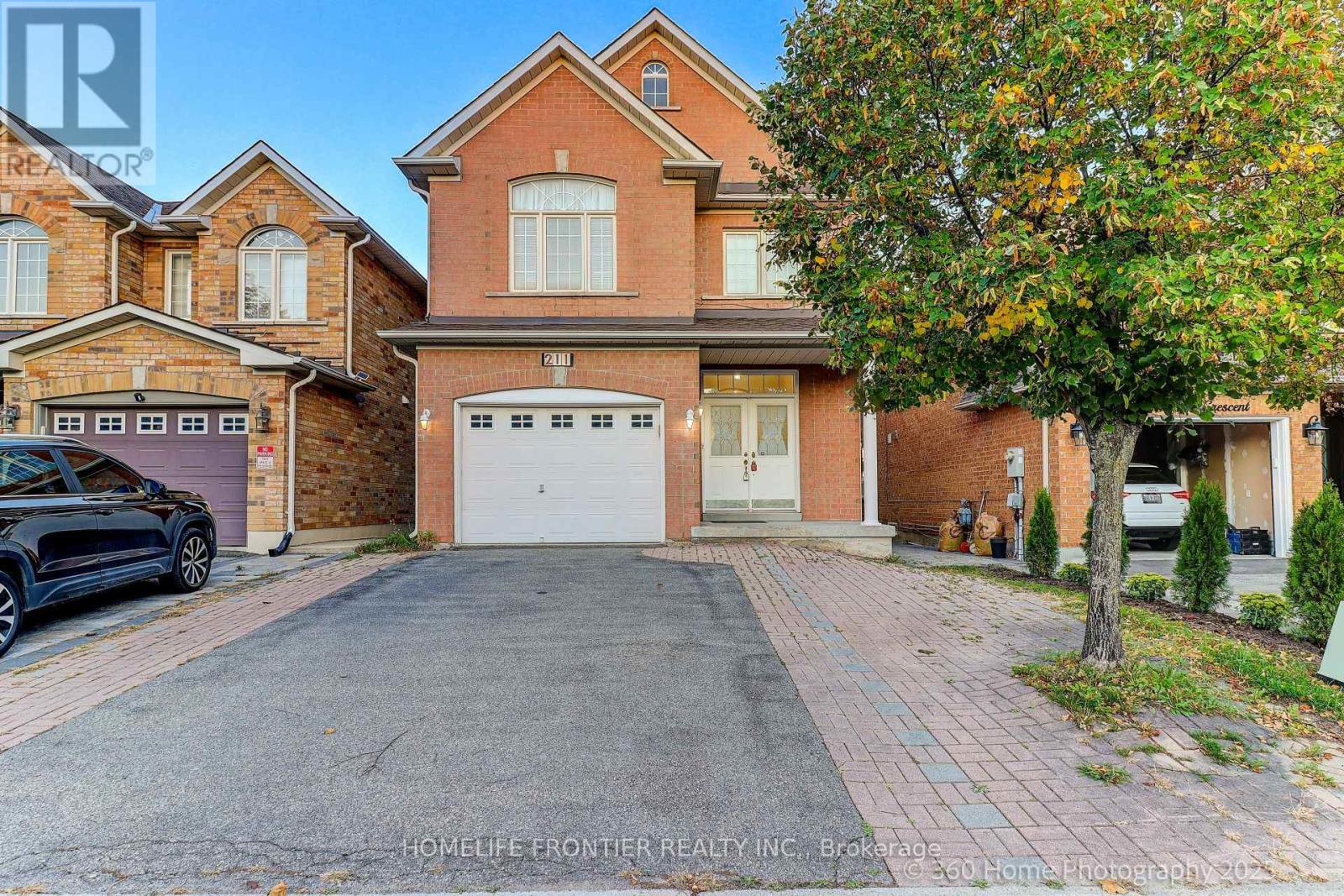 211 KAYLA CRESCENT, Vaughan, Ontario